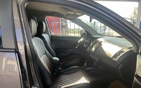 Mitsubishi Outlander III рестайлинг 3, 2010 год, 1 229 000 рублей, 11 фотография