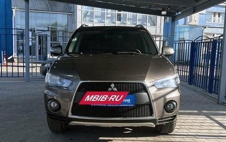 Mitsubishi Outlander III рестайлинг 3, 2010 год, 1 229 000 рублей, 8 фотография
