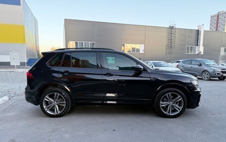 Volkswagen Tiguan II, 2019 год, 3 850 000 рублей, 5 фотография