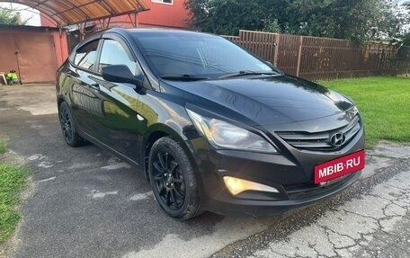 Hyundai Solaris II рестайлинг, 2016 год, 920 000 рублей, 4 фотография