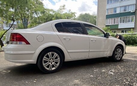 Opel Astra H, 2011 год, 700 000 рублей, 5 фотография