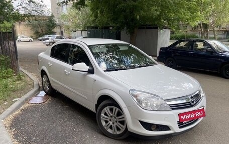 Opel Astra H, 2011 год, 700 000 рублей, 3 фотография