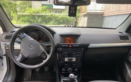 Opel Astra H, 2011 год, 700 000 рублей, 15 фотография