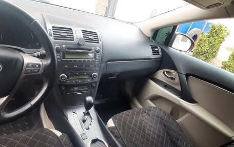 Toyota Avensis III рестайлинг, 2009 год, 960 000 рублей, 3 фотография