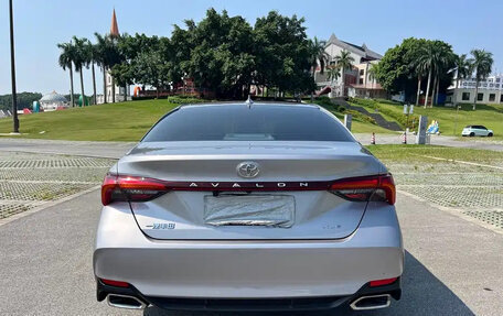 Toyota Avalon, 2022 год, 2 300 090 рублей, 5 фотография