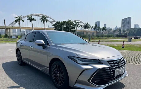 Toyota Avalon, 2022 год, 2 300 090 рублей, 8 фотография
