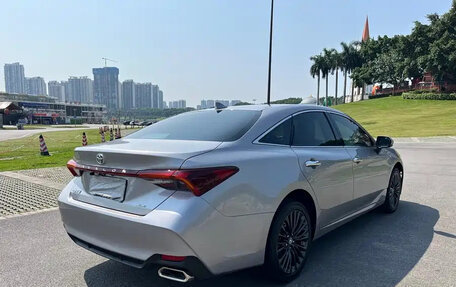 Toyota Avalon, 2022 год, 2 300 090 рублей, 6 фотография