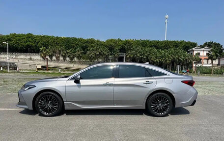 Toyota Avalon, 2022 год, 2 300 090 рублей, 3 фотография