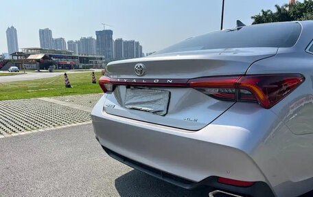 Toyota Avalon, 2022 год, 2 300 090 рублей, 14 фотография