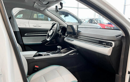 Geely Emgrand, 2024 год, 2 483 990 рублей, 6 фотография