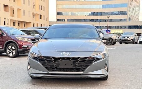 Hyundai Elantra, 2021 год, 1 950 000 рублей, 2 фотография