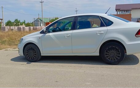 Volkswagen Polo VI (EU Market), 2015 год, 1 100 000 рублей, 10 фотография