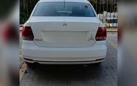 Volkswagen Polo VI (EU Market), 2015 год, 1 100 000 рублей, 13 фотография