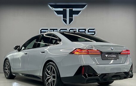BMW 5 серия, 2023 год, 7 694 000 рублей, 3 фотография