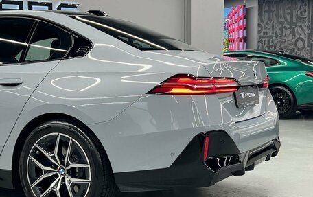BMW 5 серия, 2023 год, 7 694 000 рублей, 8 фотография