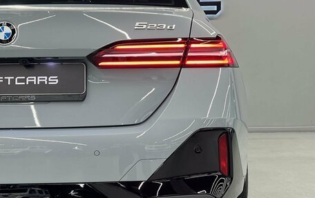 BMW 5 серия, 2023 год, 7 694 000 рублей, 10 фотография