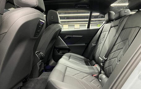 BMW 5 серия, 2023 год, 7 694 000 рублей, 17 фотография