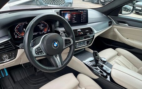 BMW 5 серия, 2021 год, 5 390 000 рублей, 5 фотография