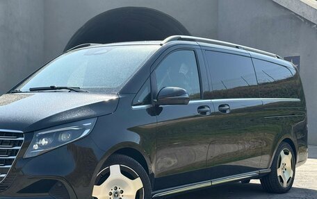 Mercedes-Benz V-Класс, 2025 год, 15 550 000 рублей, 2 фотография