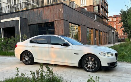 BMW 5 серия, 2012 год, 1 600 000 рублей, 17 фотография