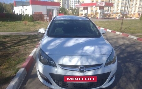 Opel Astra J, 2013 год, 870 000 рублей, 4 фотография
