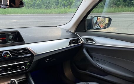BMW 5 серия, 2018 год, 2 900 000 рублей, 8 фотография