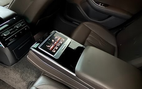 Audi A8, 2018 год, 5 400 000 рублей, 17 фотография