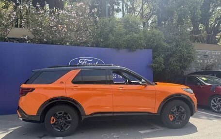 Ford Explorer VI, 2024 год, 5 200 000 рублей, 6 фотография