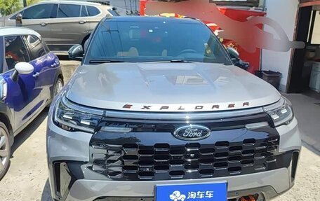 Ford Explorer VI, 2023 год, 5 380 000 рублей, 2 фотография