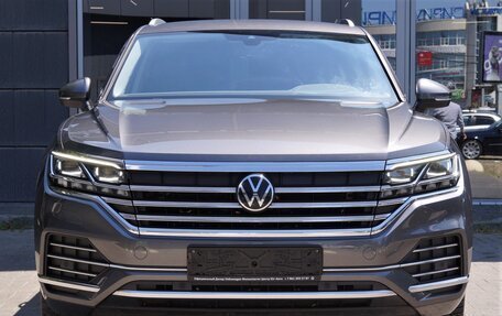 Volkswagen Touareg III, 2022 год, 6 600 000 рублей, 2 фотография