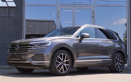 Volkswagen Touareg III, 2022 год, 6 600 000 рублей, 3 фотография