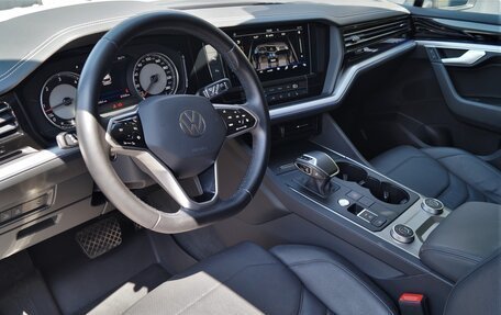 Volkswagen Touareg III, 2022 год, 6 600 000 рублей, 16 фотография