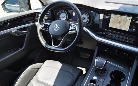 Volkswagen Touareg III, 2022 год, 6 600 000 рублей, 33 фотография