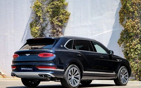 Bentley Bentayga I, 2022 год, 15 750 000 рублей, 7 фотография