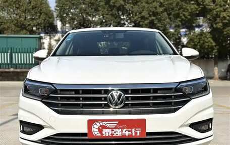 Volkswagen Jetta VII, 2021 год, 1 700 090 рублей, 2 фотография