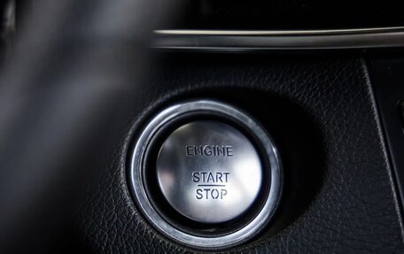 Mercedes-Benz E-Класс, 2013 год, 2 428 000 рублей, 32 фотография