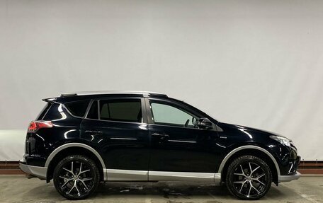 Toyota RAV4, 2016 год, 1 999 000 рублей, 4 фотография