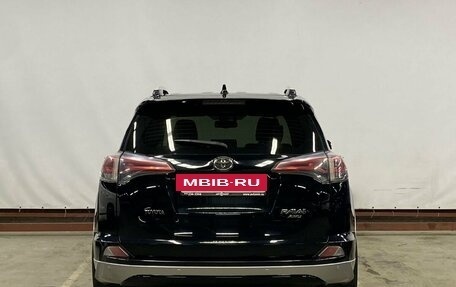 Toyota RAV4, 2016 год, 1 999 000 рублей, 6 фотография
