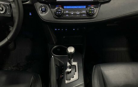 Toyota RAV4, 2016 год, 1 999 000 рублей, 16 фотография