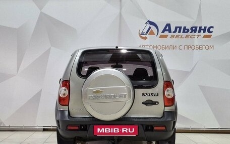 Chevrolet Niva I рестайлинг, 2013 год, 550 000 рублей, 4 фотография