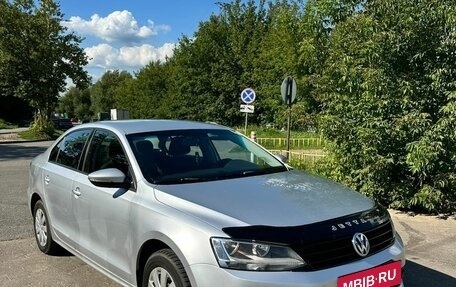 Volkswagen Jetta VI, 2015 год, 875 000 рублей, 2 фотография