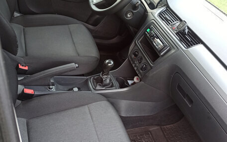 Skoda Rapid I, 2014 год, 740 000 рублей, 11 фотография