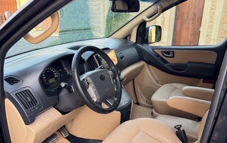 Hyundai Grand Starex Grand Starex I рестайлинг 2, 2011 год, 1 999 999 рублей, 11 фотография