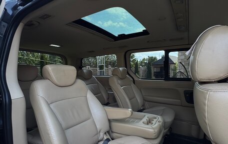 Hyundai Grand Starex Grand Starex I рестайлинг 2, 2011 год, 1 999 999 рублей, 26 фотография