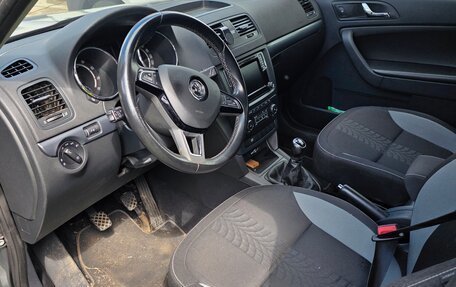 Skoda Yeti I рестайлинг, 2017 год, 1 200 000 рублей, 4 фотография