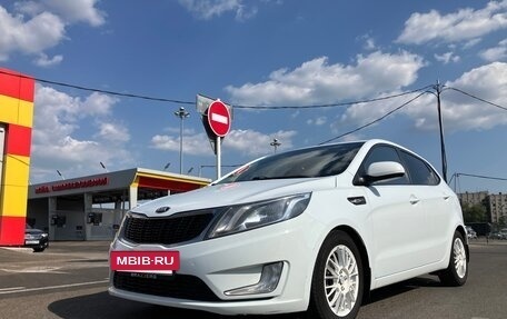 KIA Rio III рестайлинг, 2013 год, 940 000 рублей, 2 фотография