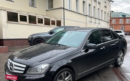 Mercedes-Benz C-Класс, 2012 год, 2 000 000 рублей, 2 фотография