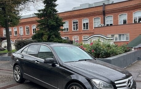Mercedes-Benz C-Класс, 2012 год, 2 000 000 рублей, 4 фотография