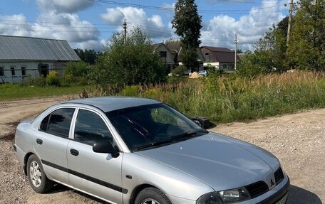 Mitsubishi Carisma I, 2003 год, 250 000 рублей, 2 фотография