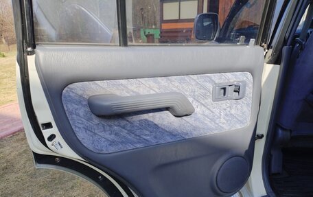 Toyota Land Cruiser Prado 90 рестайлинг, 1998 год, 980 000 рублей, 5 фотография
